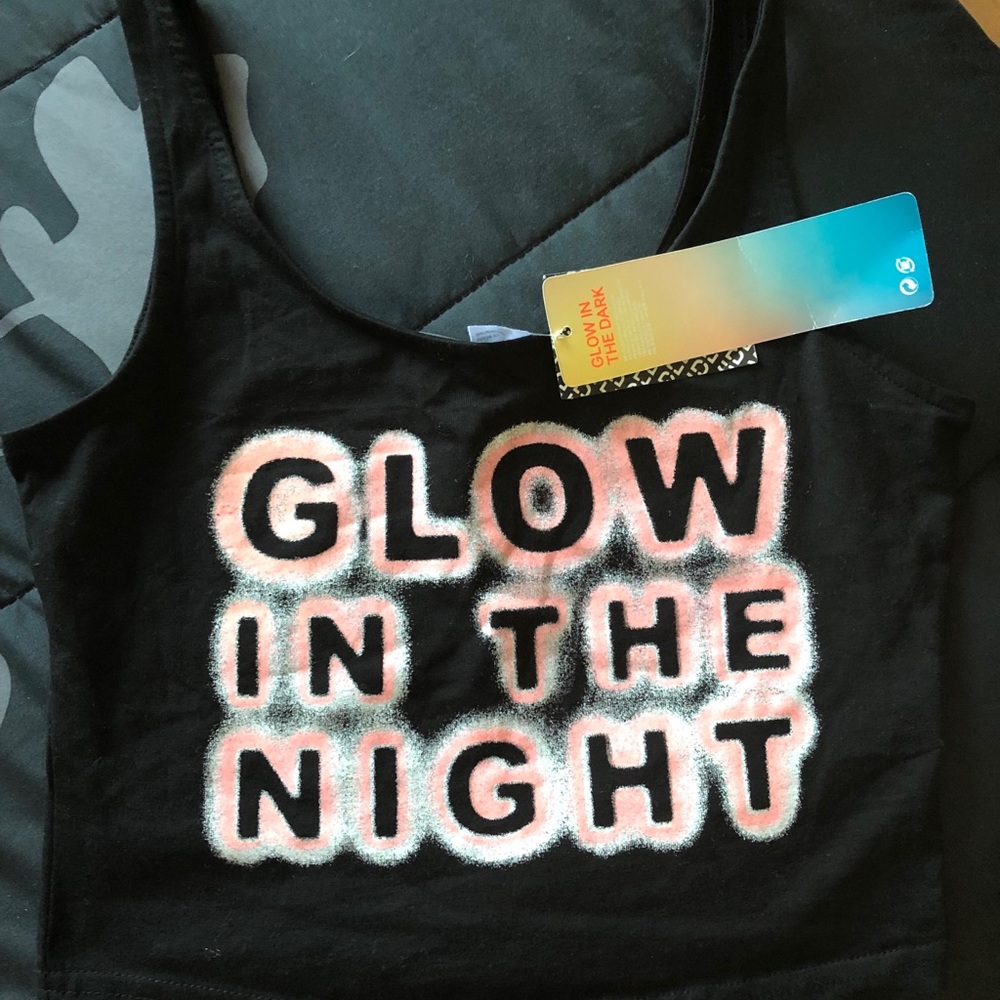 H&M’s Glow In The Dark Crop Tank